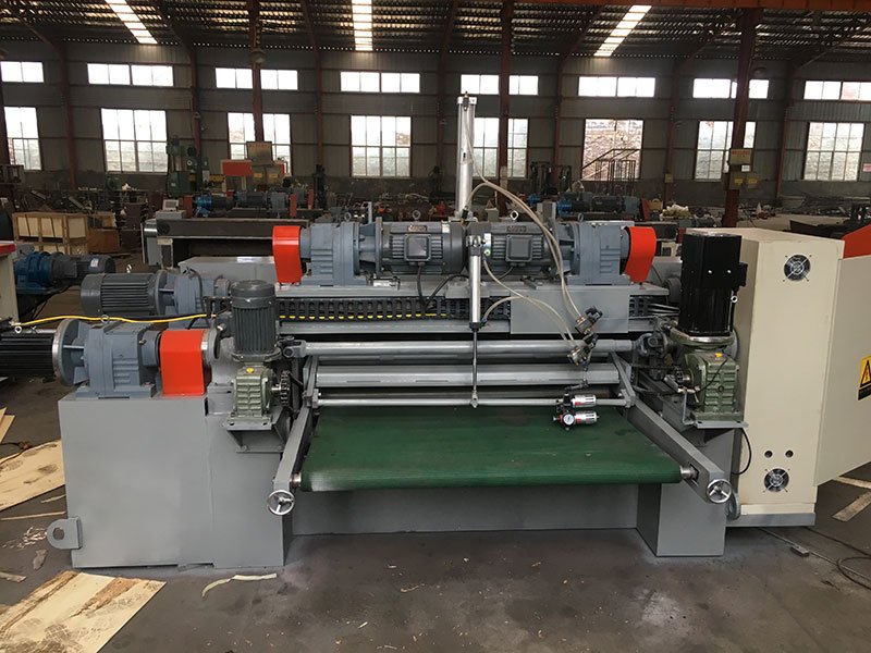 veneer cutting machine